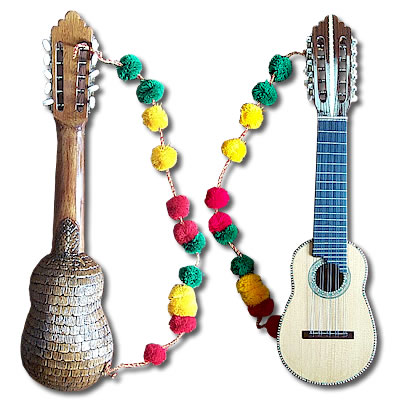 PROFESSIONAL OR CONCERT CHARANGO HAND CARVED QUIRQUINCHO - SABINO OROSCO